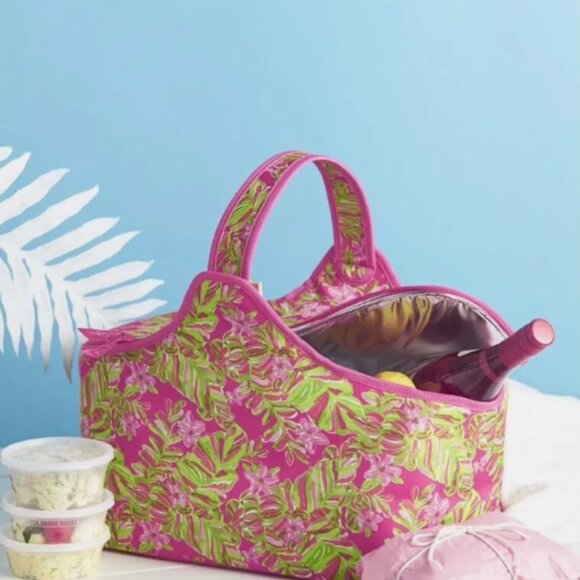 Lilly Pulitzer Insulated Party‎ Cooler in Jungle Tumble - Picture 1 of 3